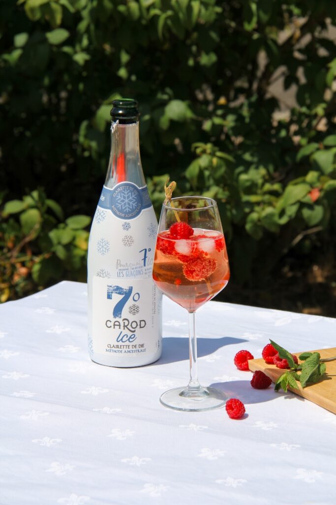 Cocktail Clairette de Die ICE Framboise on ICE